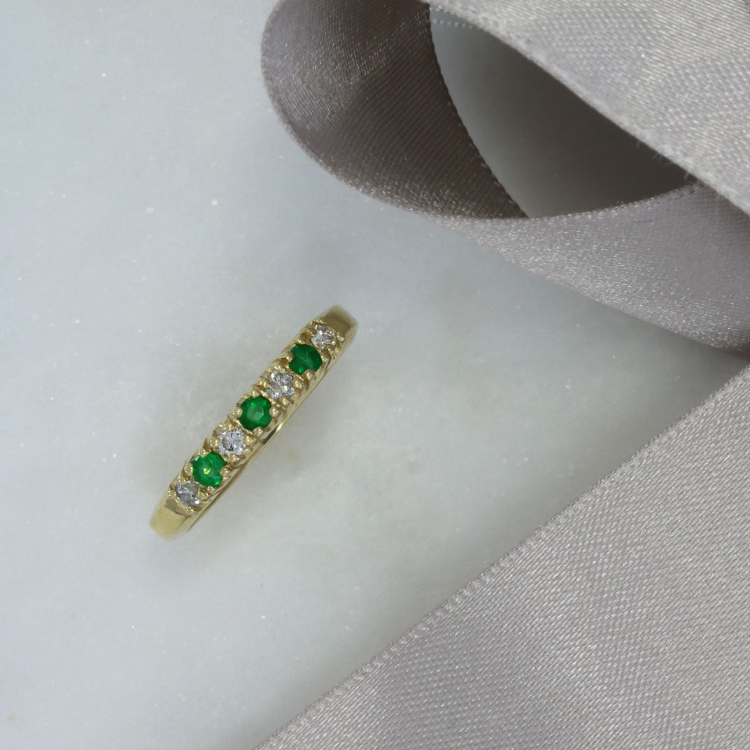 9ct Yellow Gold Emerald & Diamond Eternity Ring