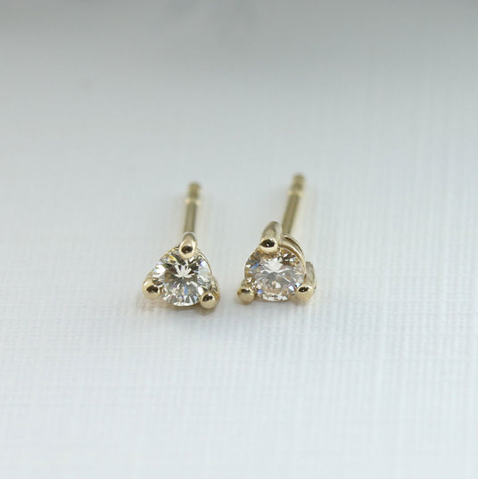 9ct Yellow Gold 3 Claw Diamond Studs 0.18ct