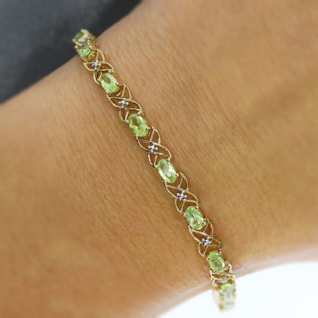 Pre Owned 9ct Yellow Gold Bracelet set with Oval Green Amethyst