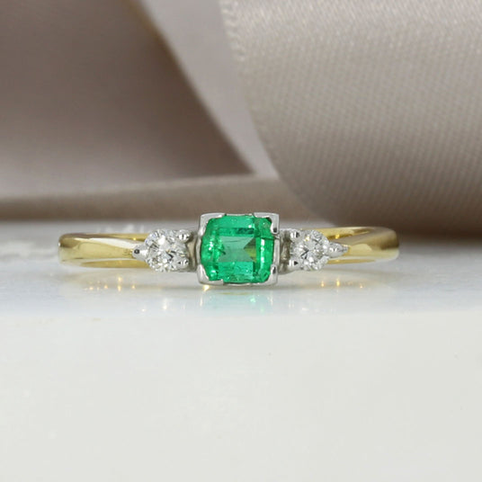 18ct Yellow Gold Three Stone Emerald & Diamond Ring