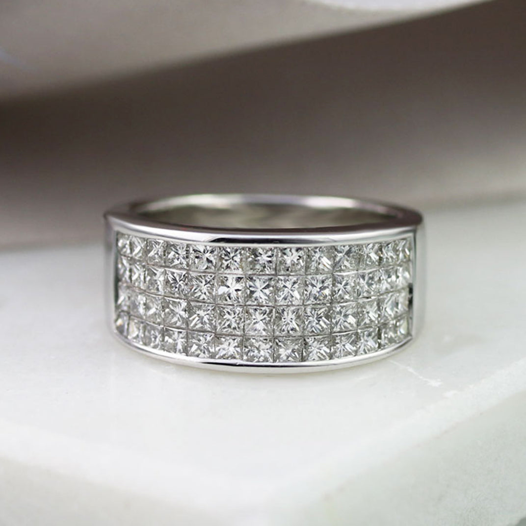 18ct White Gold Fancy Diamond Ring