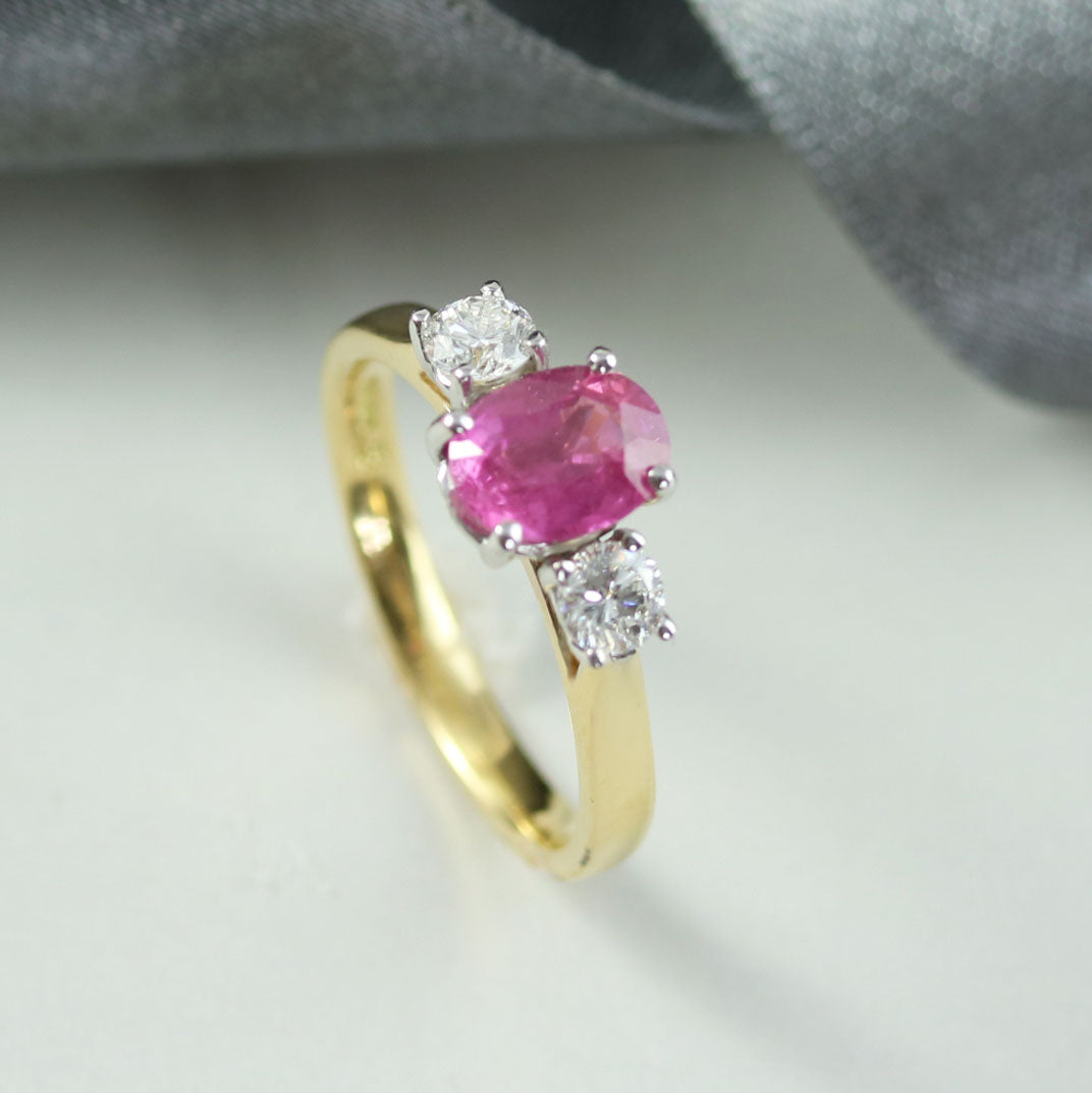 18ct Gold Oval Pink Tourmaline Diamond 3 Stone Ring