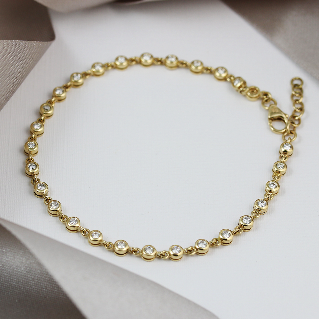 18ct Yellow Gold Round Rub Over Set Brilliant Cut Diamond Line Bracelet 0.89ct