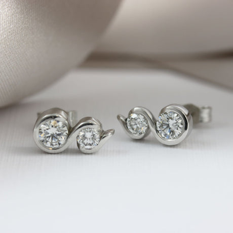 18ct Gold Double Diamond Stud Earrings 0.75ct