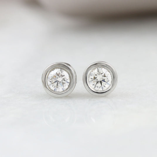 9ct White Gold Diamond Stud Earrings 0.32ct