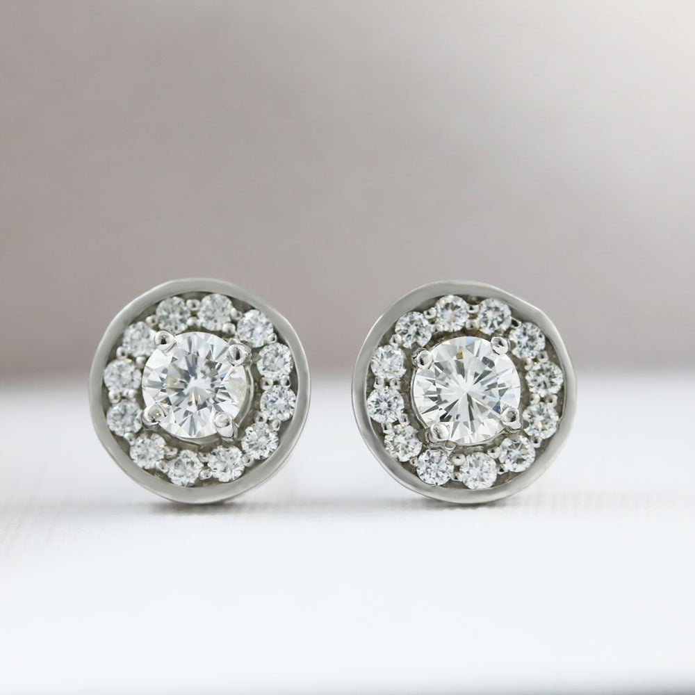 18ct Gold Diamond Cluster Halo Stud Earrings Approx 0.61ct