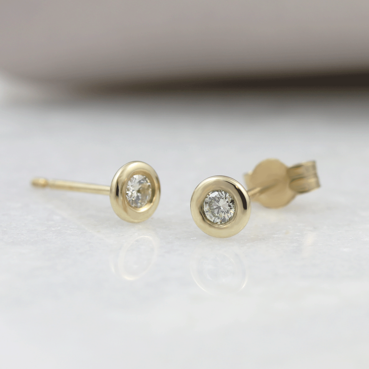 9ct Yellow Gold Diamond Stud Earrings