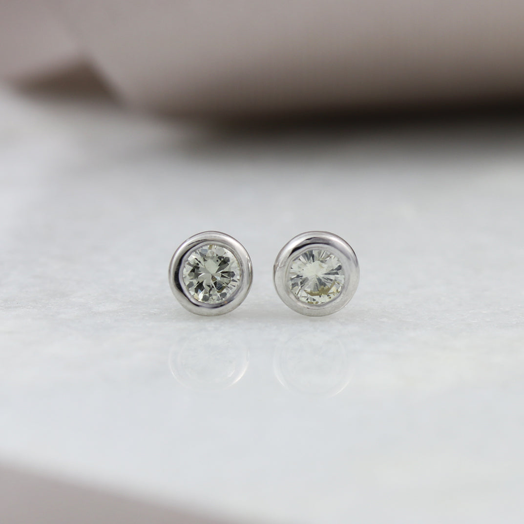 9ct Gold Diamond Solitaire Studs 0.28ct