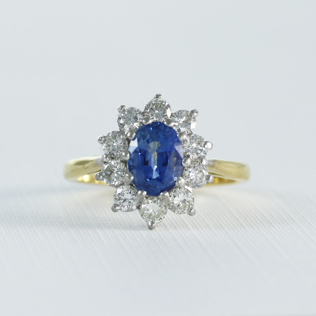 18ct Yellow Gold Sapphire & Diamond Cluster Ring