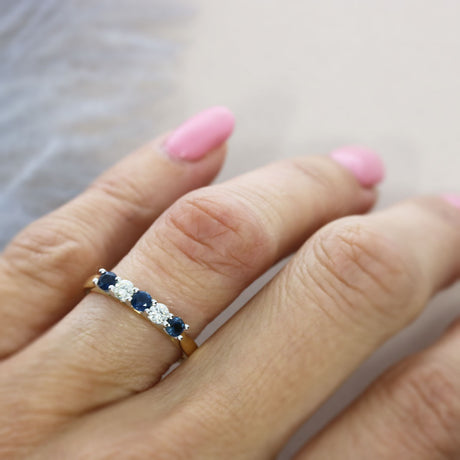 18ct Gold Sapphire & Diamond Ring