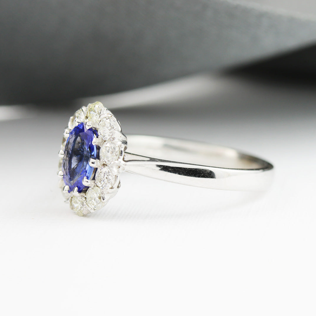 18ct White Gold Oval Tanzanite & Diamond Cluster