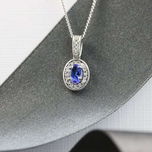 18ct Gold Tanzanite and Diamond Oval Pendant