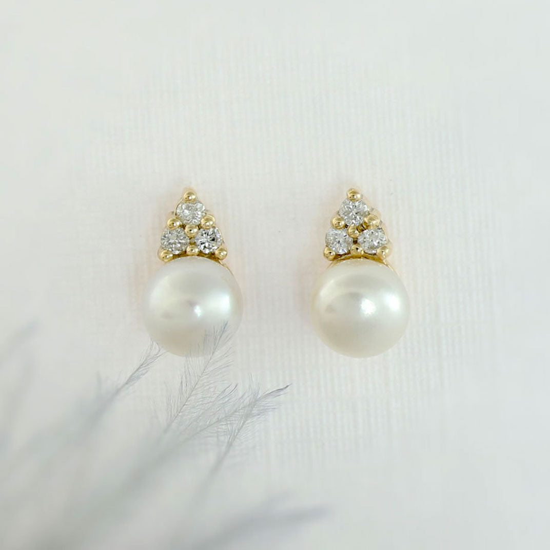 9ct Yellow Gold Pearl & Diamond Earrings 0.14ct